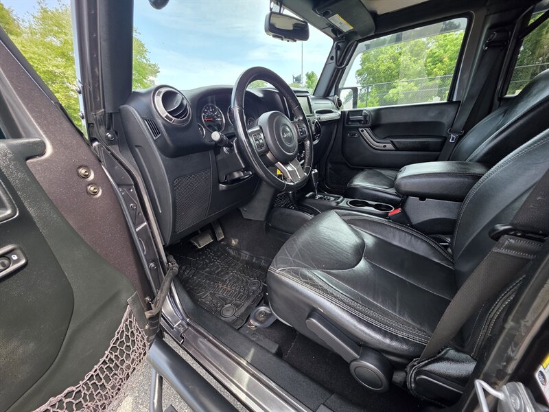 2018 Jeep Wrangler JK Unlimited Altitude - Photo 17 - Westport, MA 02790