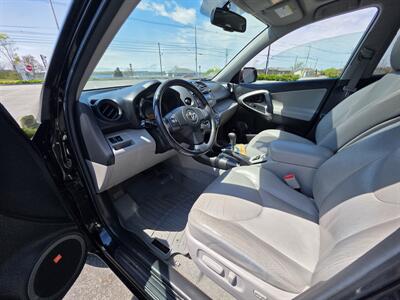 2010 Toyota RAV4 Limited   - Photo 16 - Westport, MA 02790