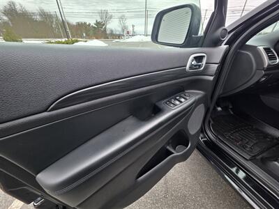 2019 Jeep Grand Cherokee Altitude   - Photo 27 - Westport, MA 02790