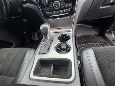 2019 Jeep Grand Cherokee Altitude   - Photo 15 - Westport, MA 02790