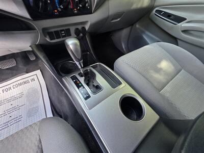2015 Toyota Tacoma V6   - Photo 21 - Westport, MA 02790