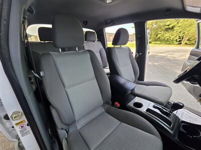2015 Toyota Tacoma V6   - Photo 15 - Westport, MA 02790