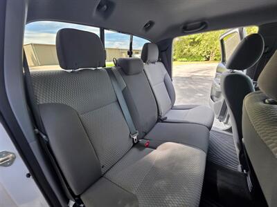 2015 Toyota Tacoma V6   - Photo 18 - Westport, MA 02790