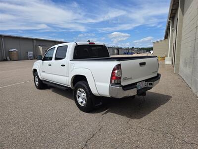 2015 Toyota Tacoma V6   - Photo 3 - Westport, MA 02790