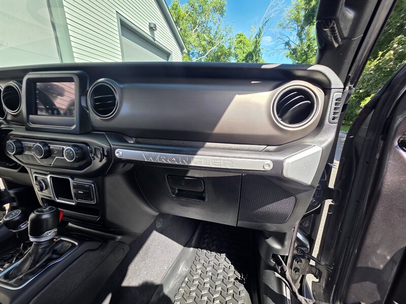 2018 Jeep Wrangler Unlimited Sport - Photo 23 - Westport, MA 02790