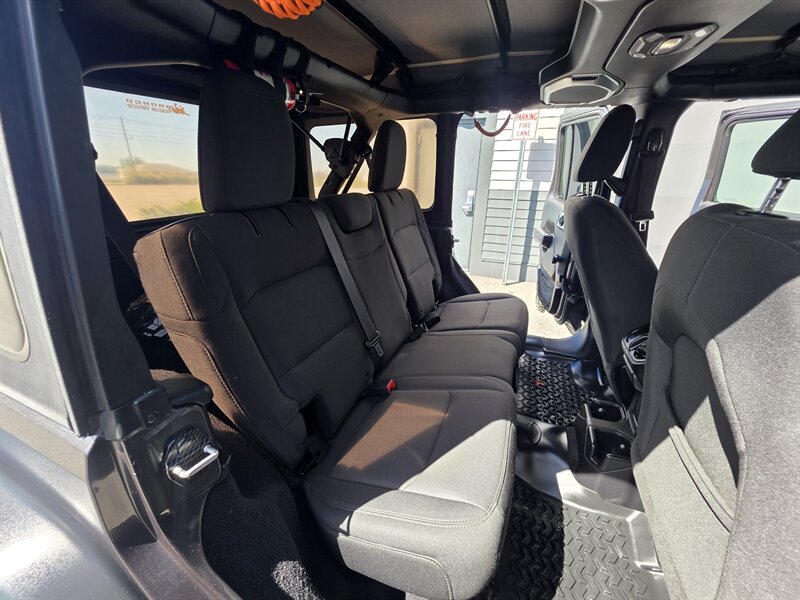 2018 Jeep Wrangler Unlimited Sport - Photo 26 - Westport, MA 02790