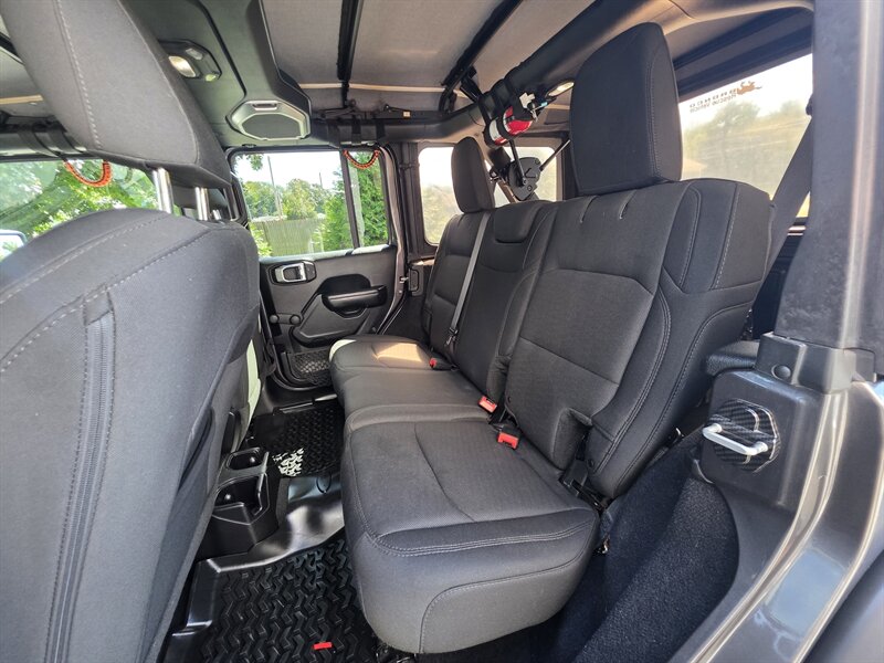 2018 Jeep Wrangler Unlimited Sport - Photo 19 - Westport, MA 02790