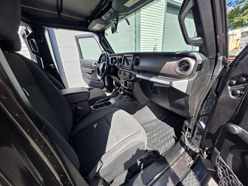 2018 Jeep Wrangler Unlimited Sport - Photo 21 - Westport, MA 02790