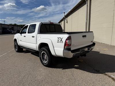 2013 Toyota Tacoma V6   - Photo 4 - Westport, MA 02790