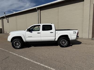 2013 Toyota Tacoma V6   - Photo 3 - Westport, MA 02790
