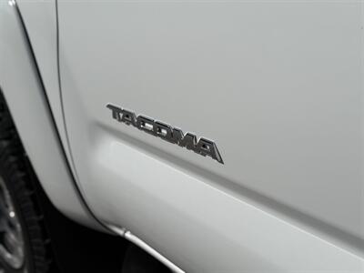 2013 Toyota Tacoma V6   - Photo 12 - Westport, MA 02790