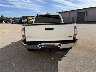 2013 Toyota Tacoma V6   - Photo 13 - Westport, MA 02790