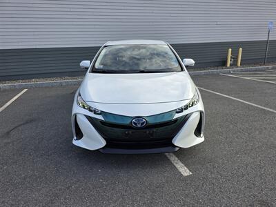 2018 Toyota Prius Prime Premium - Photo 7 - Westport, MA 02790