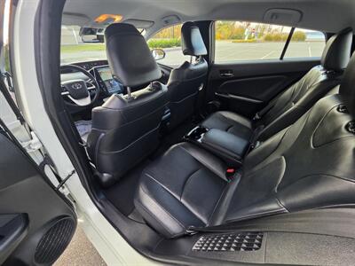 2018 Toyota Prius Prime Premium - Photo 12 - Westport, MA 02790