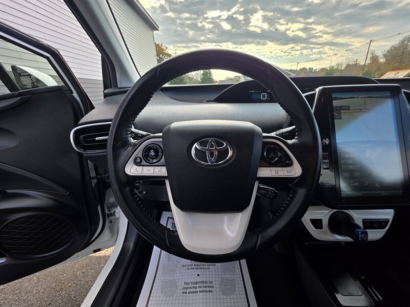 2018 Toyota Prius Prime Premium - Photo 20 - Westport, MA 02790