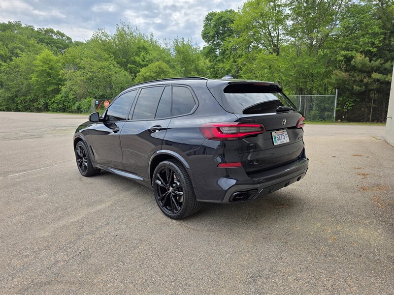 2022 BMW X5 M50i - Photo 3 - Westport, MA 02790