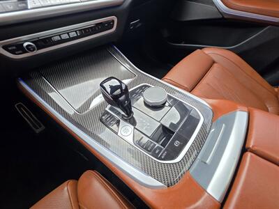 2022 BMW X5 M50i - Photo 26 - Westport, MA 02790