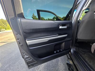 2015 Toyota Tundra SR5 - Photo 31 - Westport, MA 02790