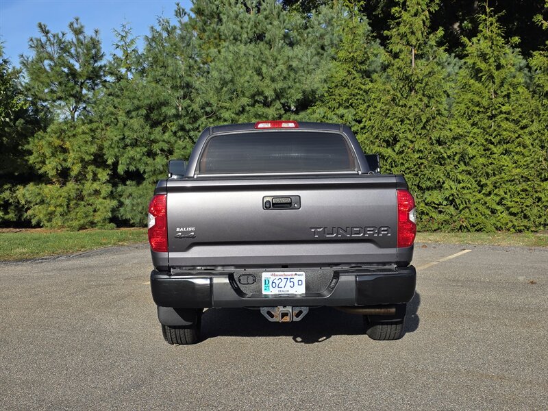 2015 Toyota Tundra SR5 - Photo 8 - Westport, MA 02790