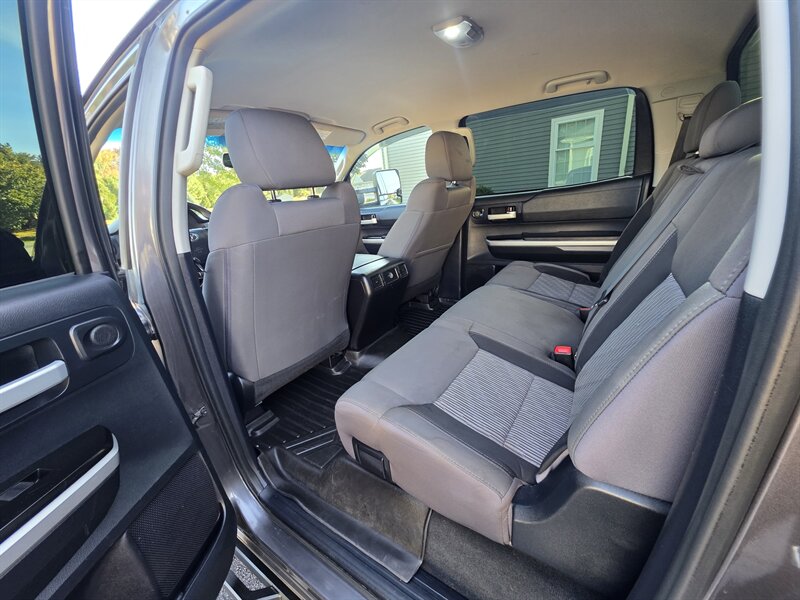 2015 Toyota Tundra SR5 - Photo 22 - Westport, MA 02790