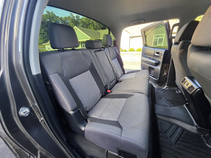 2015 Toyota Tundra SR5 - Photo 24 - Westport, MA 02790