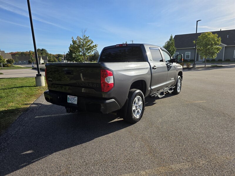 2015 Toyota Tundra SR5 - Photo 5 - Westport, MA 02790