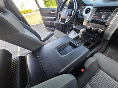 2015 Toyota Tundra SR5 - Photo 27 - Westport, MA 02790