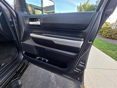 2015 Toyota Tundra SR5 - Photo 29 - Westport, MA 02790