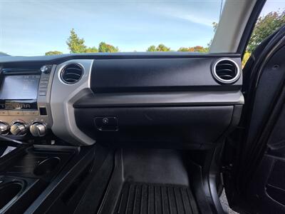 2015 Toyota Tundra SR5 - Photo 28 - Westport, MA 02790
