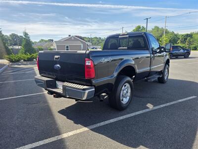 2010 Ford F-250 Super Duty XLT   - Photo 4 - Westport, MA 02790