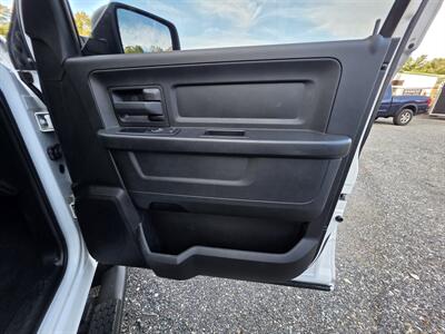 2015 RAM 1500 Express   - Photo 21 - Westport, MA 02790