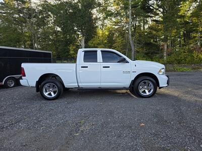 2015 RAM 1500 Express   - Photo 2 - Westport, MA 02790