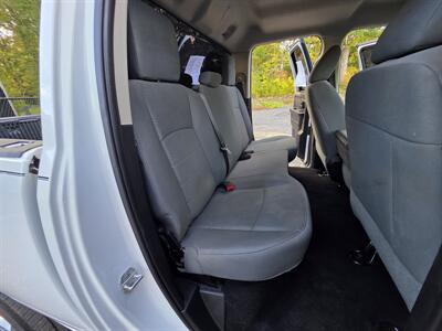 2015 RAM 1500 Express   - Photo 26 - Westport, MA 02790