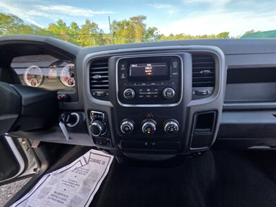 2015 RAM 1500 Express   - Photo 24 - Westport, MA 02790