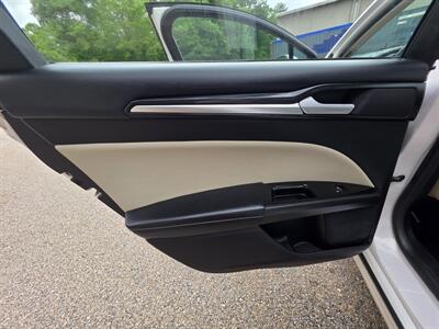 2018 Ford Fusion Titanium   - Photo 18 - Westport, MA 02790