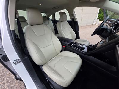 2018 Ford Fusion Titanium   - Photo 10 - Westport, MA 02790