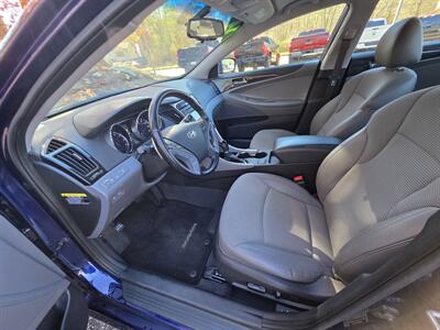 2014 Hyundai SONATA SE - Photo 13 - Westport, MA 02790