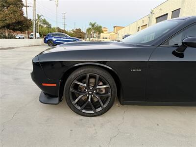 2019 Dodge Challenger R/T   - Photo 3 - Chatsworth, CA 91311