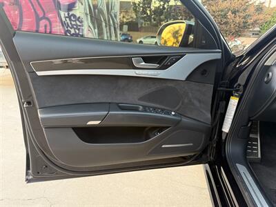 2015 Audi S8 4.0T quattro   - Photo 21 - Chatsworth, CA 91311