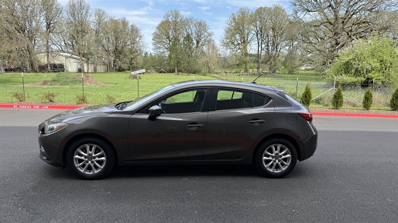 2016 Mazda Mazda3 i Sport - Photo 8 - Hillsboro, OR 97124