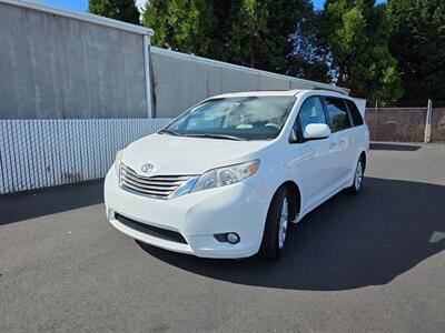 2012 Toyota Sienna XLE 7-Passenger Minivan