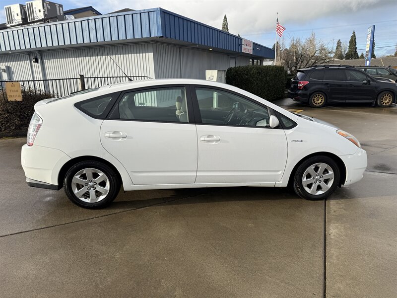 2009 Toyota Prius - Photo 7 - Hillsboro, OR 97124