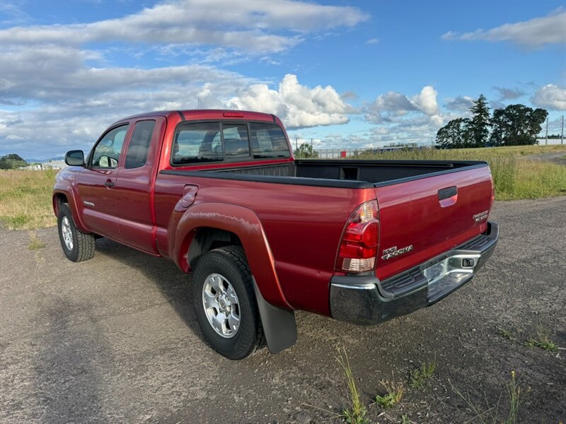 2007 Toyota Tacoma PreRunner V6 SRS - Photo 17 - Hillsboro, OR 97124