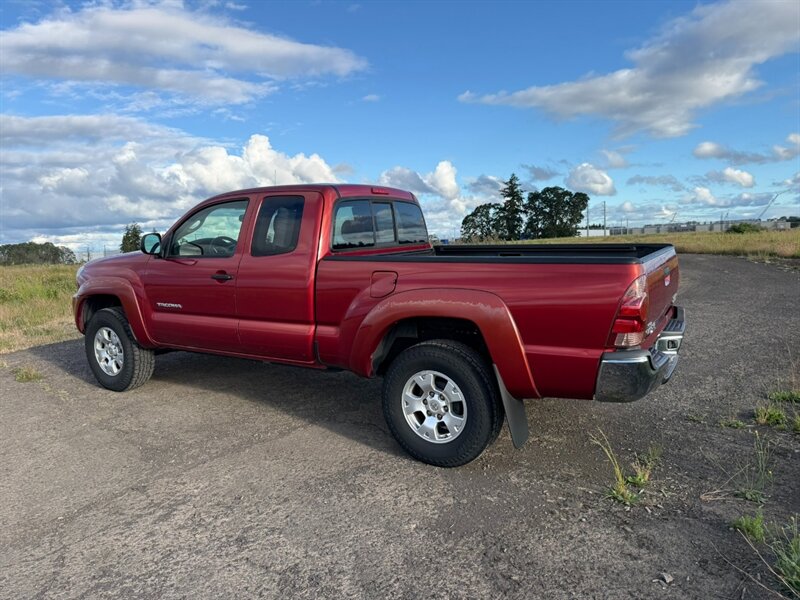 2007 Toyota Tacoma PreRunner V6 SRS - Photo 18 - Hillsboro, OR 97124