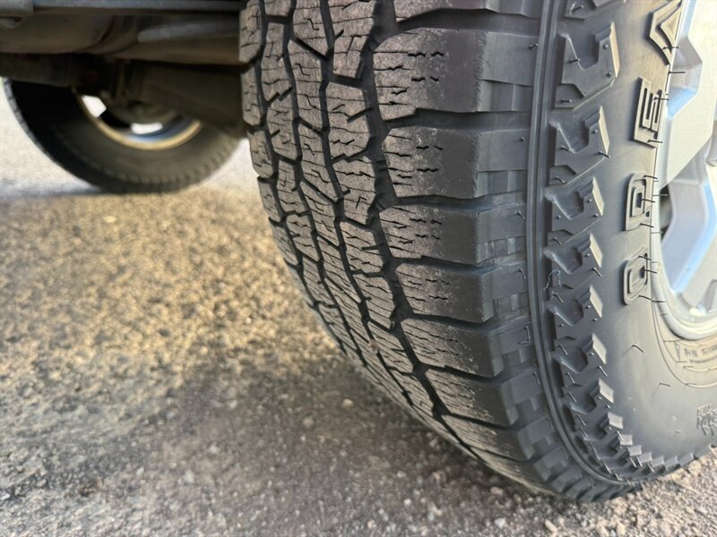 2007 Toyota Tacoma PreRunner V6 SRS - Photo 26 - Hillsboro, OR 97124