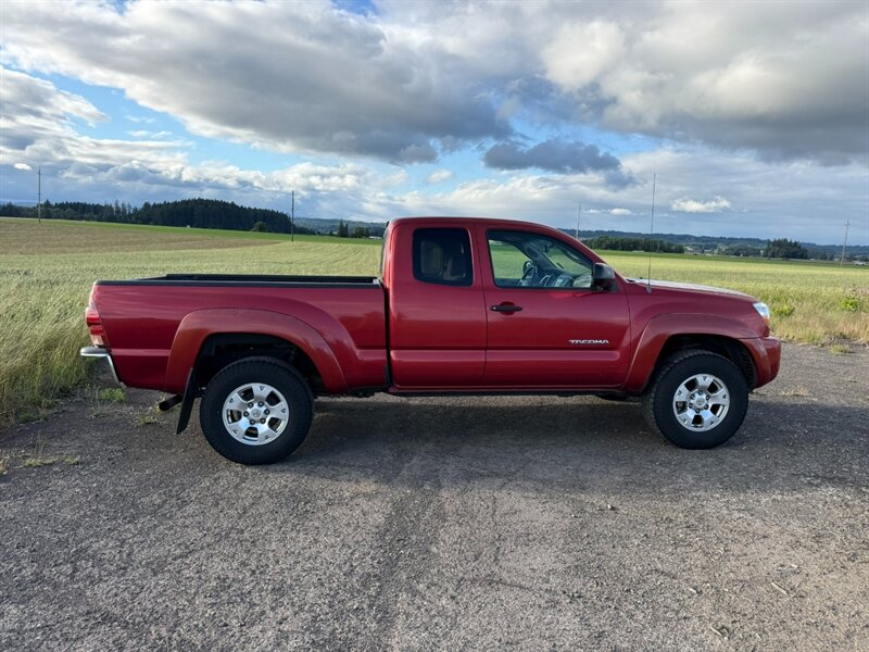 2007 Toyota Tacoma PreRunner V6 SRS - Photo 14 - Hillsboro, OR 97124