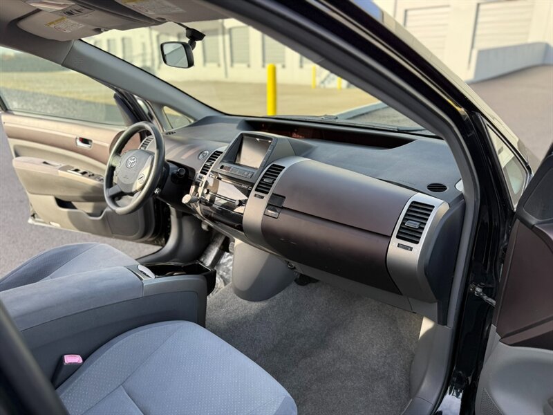 2005 Toyota Prius - Photo 20 - Hillsboro, OR 97124