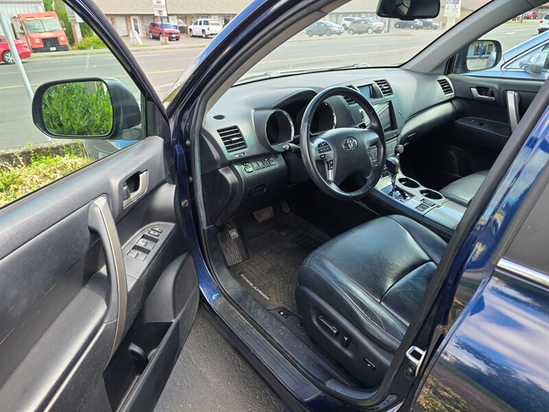 2013 Toyota Highlander - Photo 6 - Hillsboro, OR 97124
