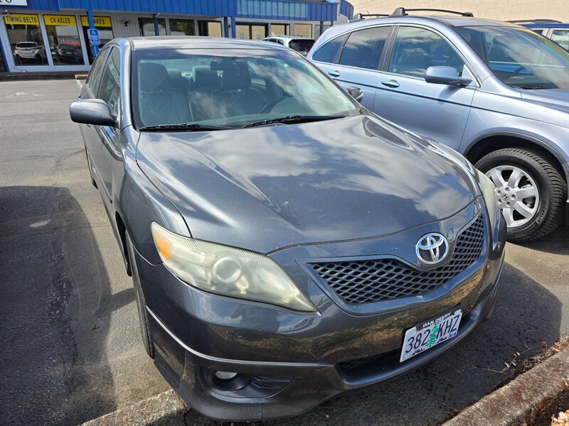 2011 Toyota Camry - Photo 2 - Hillsboro, OR 97124