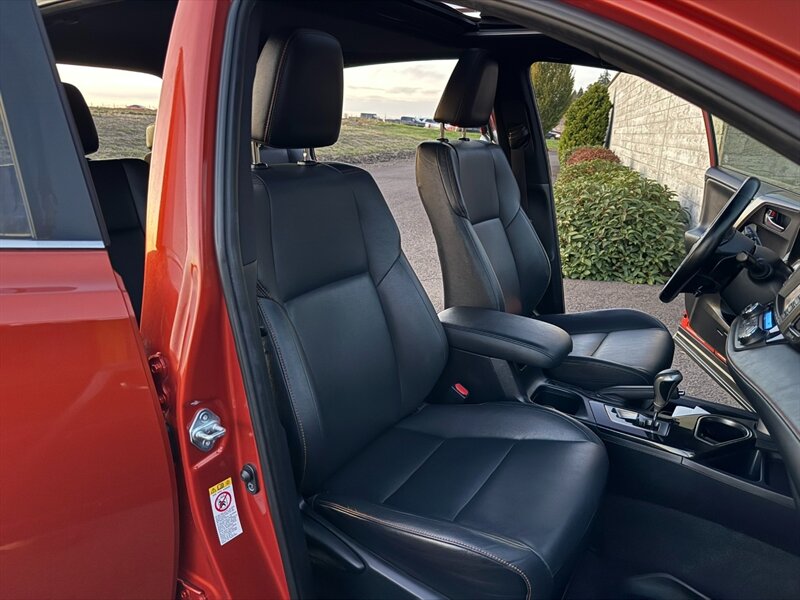 2016 Toyota RAV4 SE - Photo 25 - Hillsboro, OR 97124